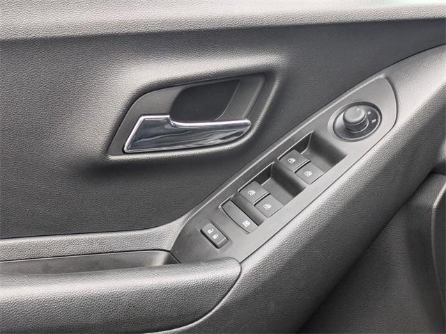 used 2022 Chevrolet Trax car, priced at $18,777