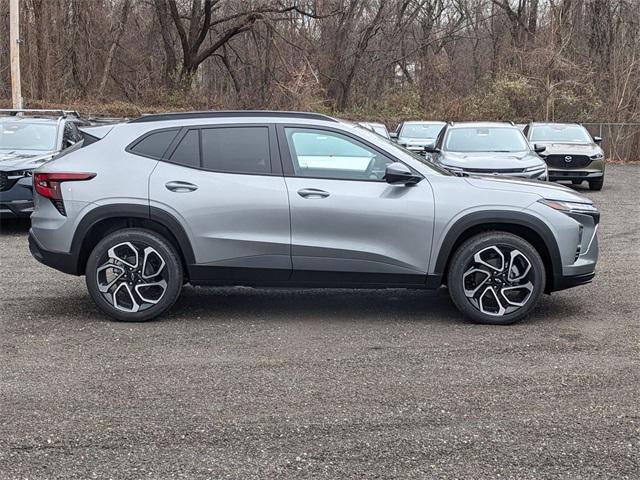 new 2025 Chevrolet Trax car, priced at $27,085