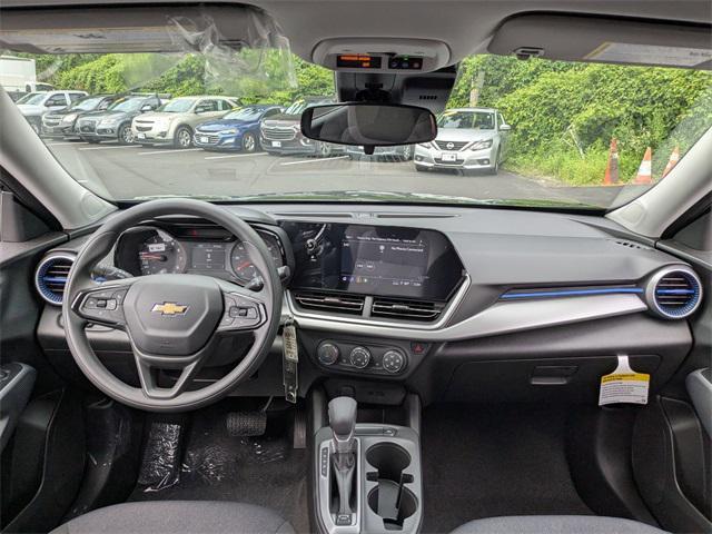 new 2025 Chevrolet Trax car, priced at $23,525