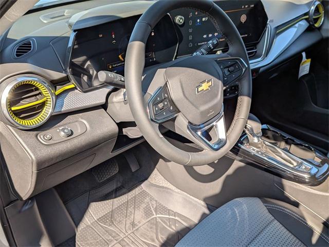 new 2025 Chevrolet Trax car, priced at $26,025