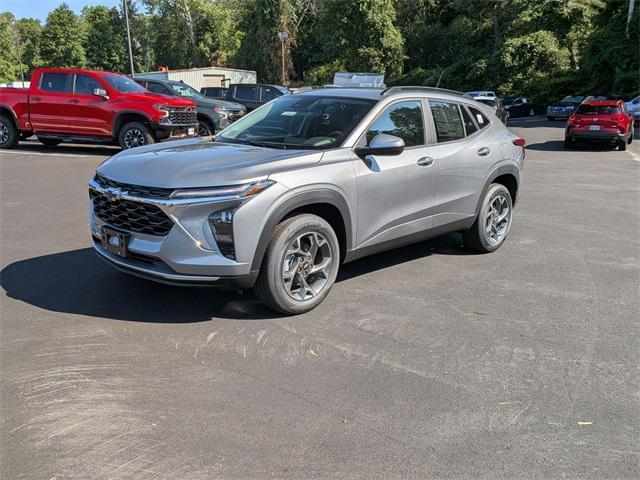 new 2025 Chevrolet Trax car, priced at $26,025