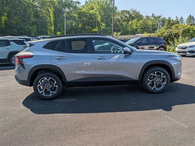 new 2025 Chevrolet Trax car, priced at $26,025