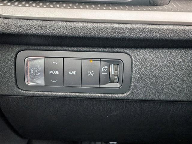 new 2026 Chevrolet Traverse car, priced at $47,345