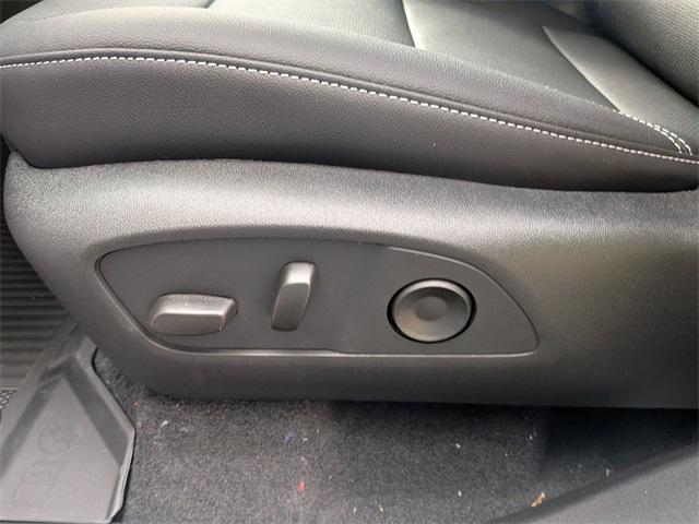 new 2026 Chevrolet Traverse car, priced at $47,345