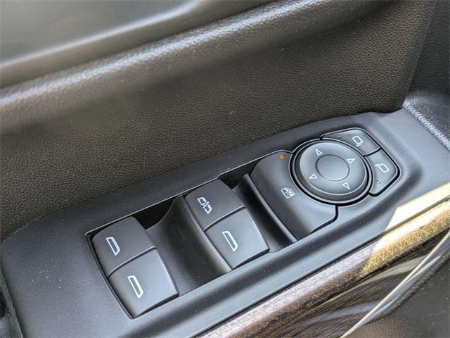 used 2022 Chevrolet Silverado 1500 car, priced at $32,800