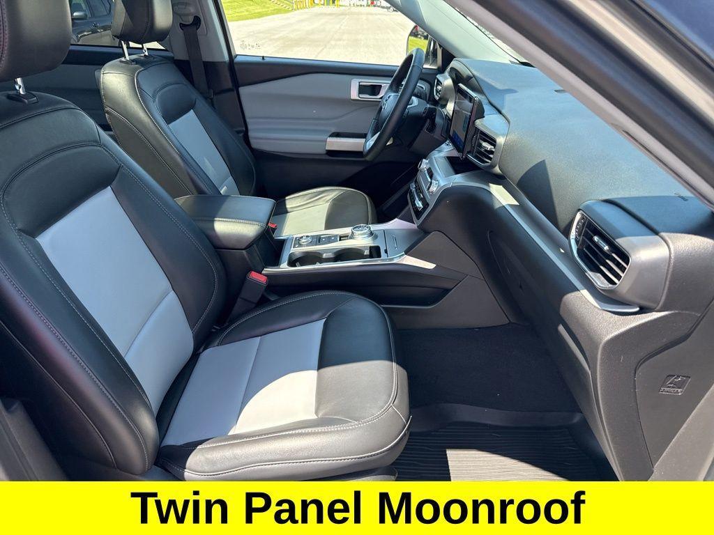 used 2022 Ford Explorer car, priced at $33,799
