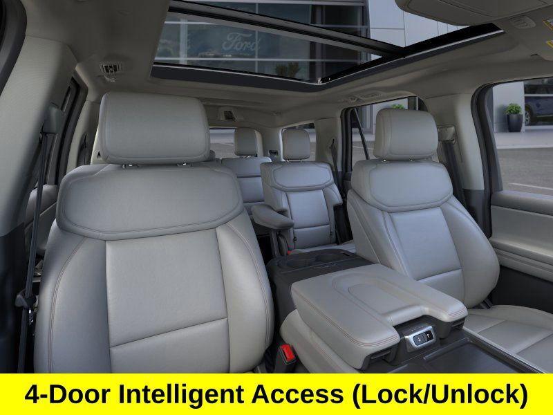 new 2025 Ford Expedition car, priced at $71,251