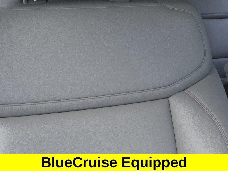 new 2025 Ford Expedition car, priced at $71,251