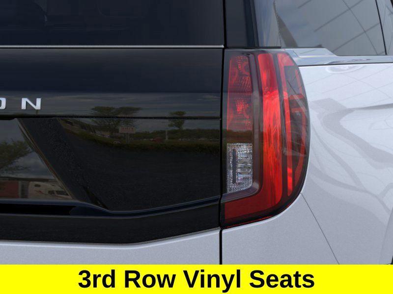 new 2025 Ford Expedition car, priced at $71,251