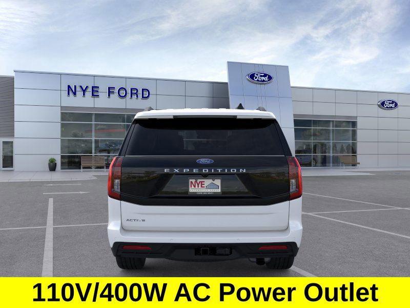 new 2025 Ford Expedition car, priced at $71,251