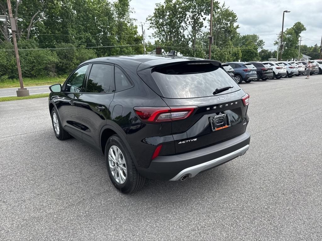used 2025 Ford Escape car, priced at $28,499