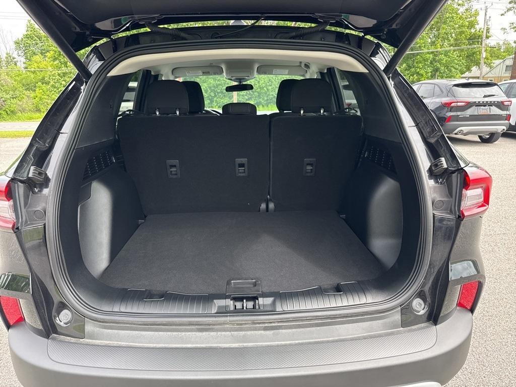 used 2025 Ford Escape car, priced at $28,499