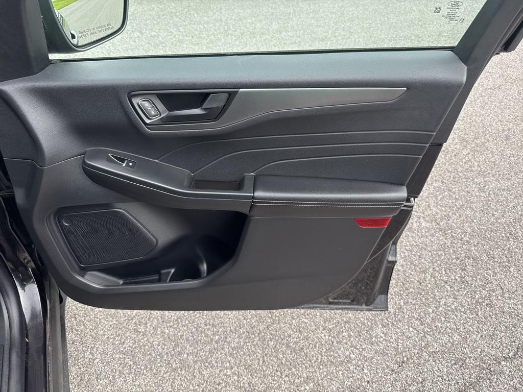 used 2025 Ford Escape car, priced at $28,499