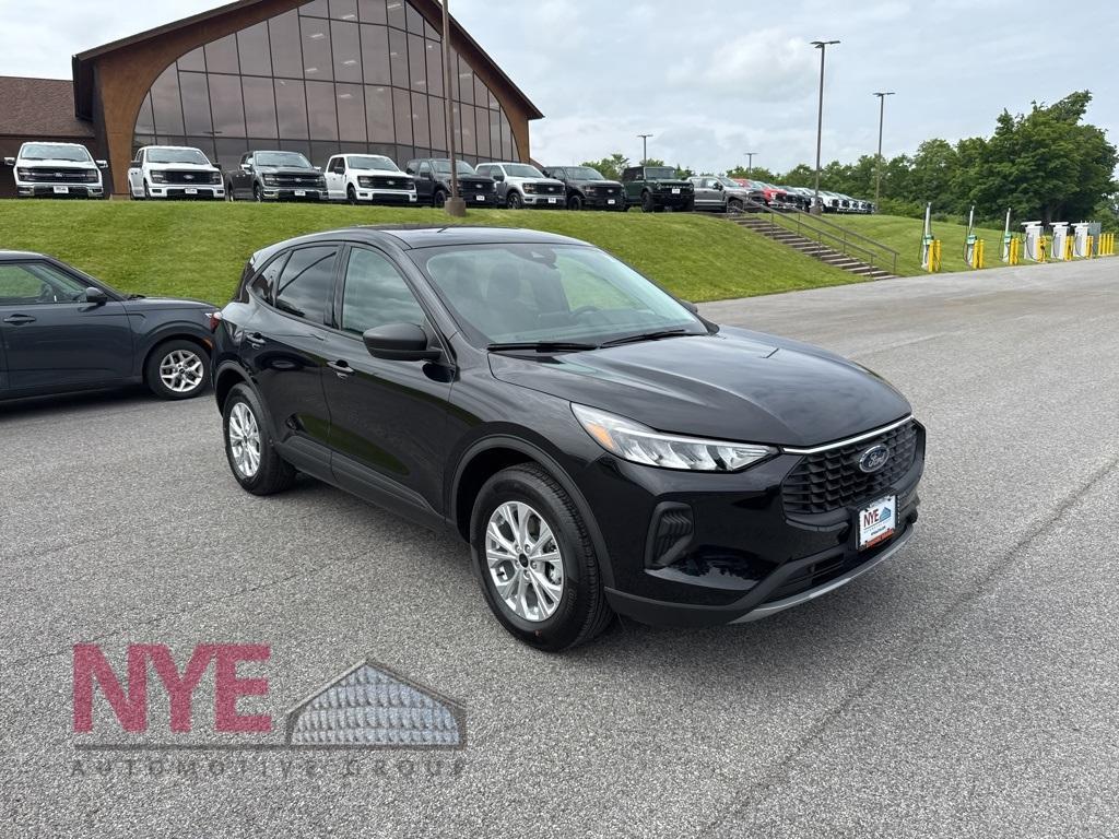 used 2025 Ford Escape car, priced at $28,499