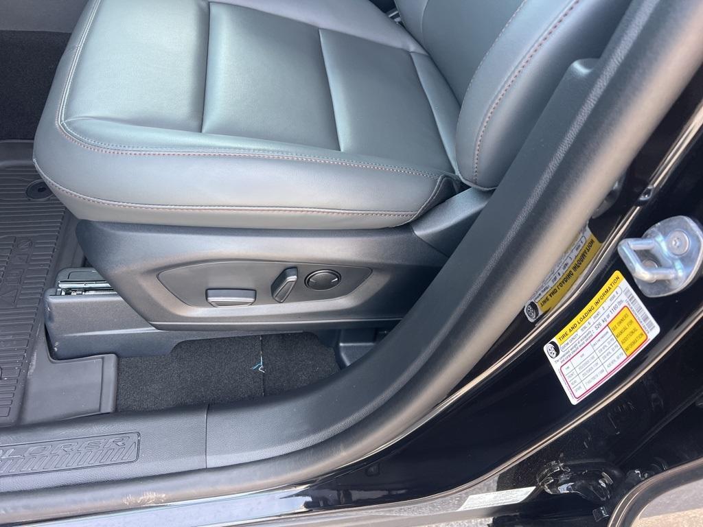 new 2025 Ford Explorer car, priced at $44,850