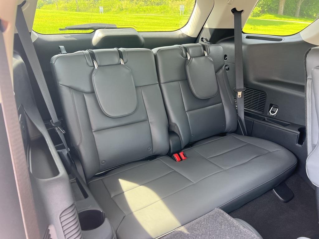 new 2025 Ford Explorer car, priced at $44,850