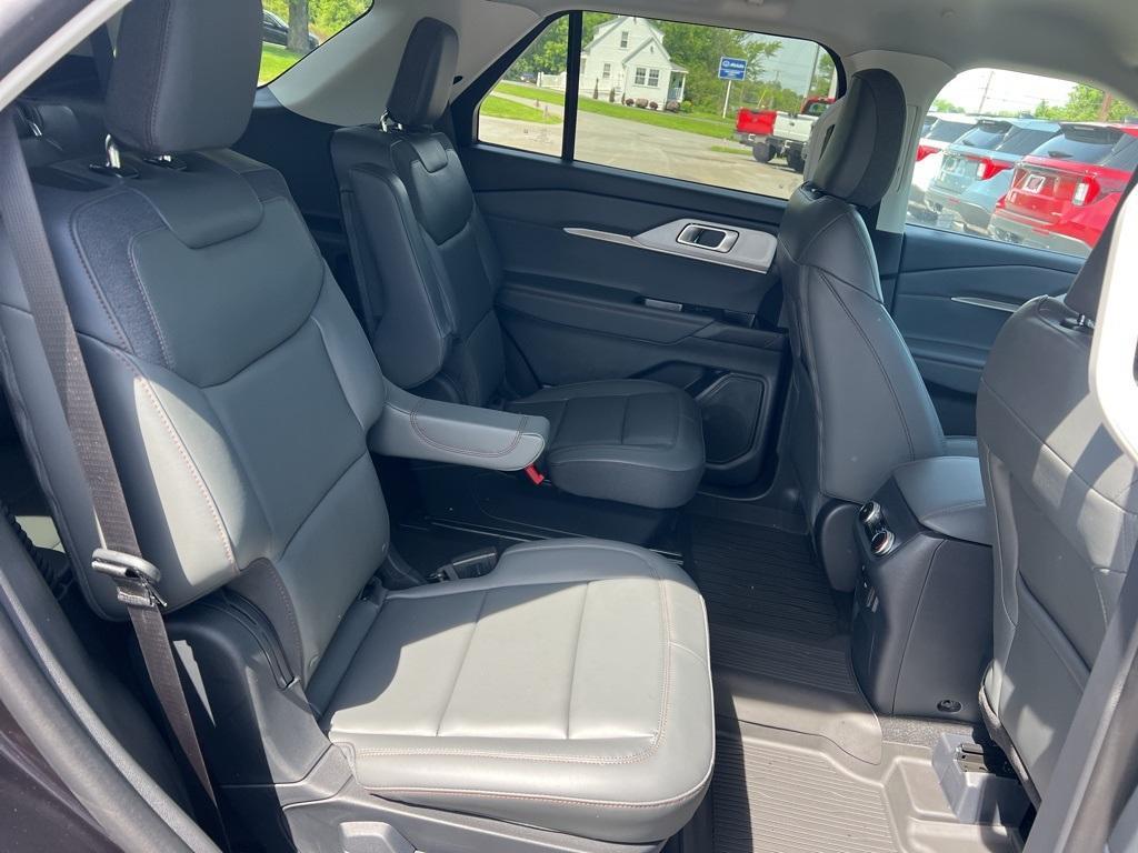 new 2025 Ford Explorer car, priced at $44,850