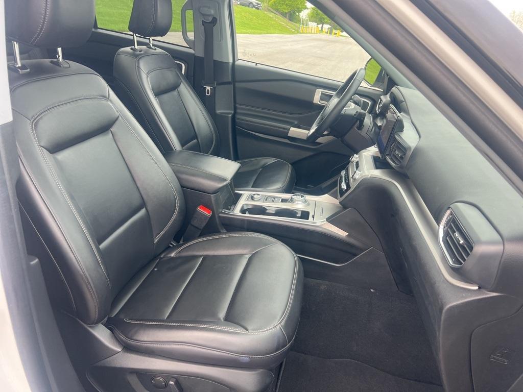 used 2022 Ford Explorer car, priced at $33,899