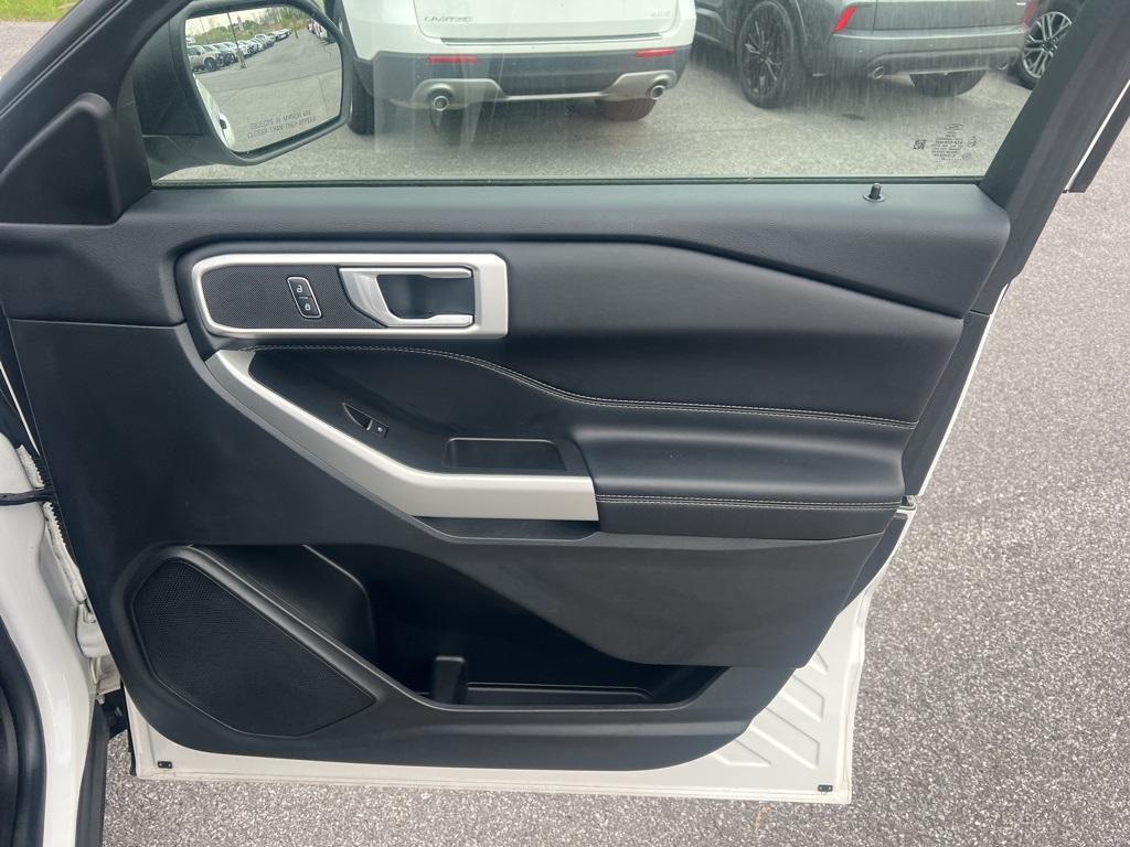 used 2022 Ford Explorer car, priced at $33,899