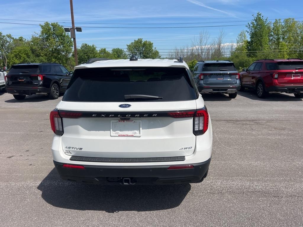 new 2025 Ford Explorer car, priced at $41,149