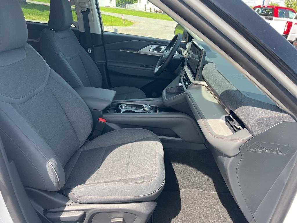 new 2025 Ford Explorer car, priced at $41,149