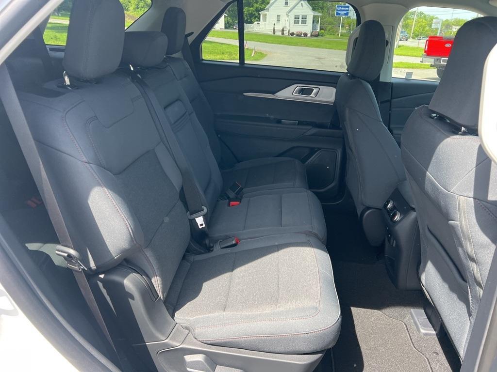 new 2025 Ford Explorer car, priced at $41,149