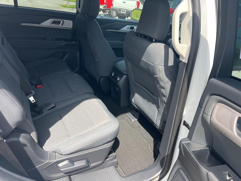 new 2025 Ford Explorer car, priced at $41,149