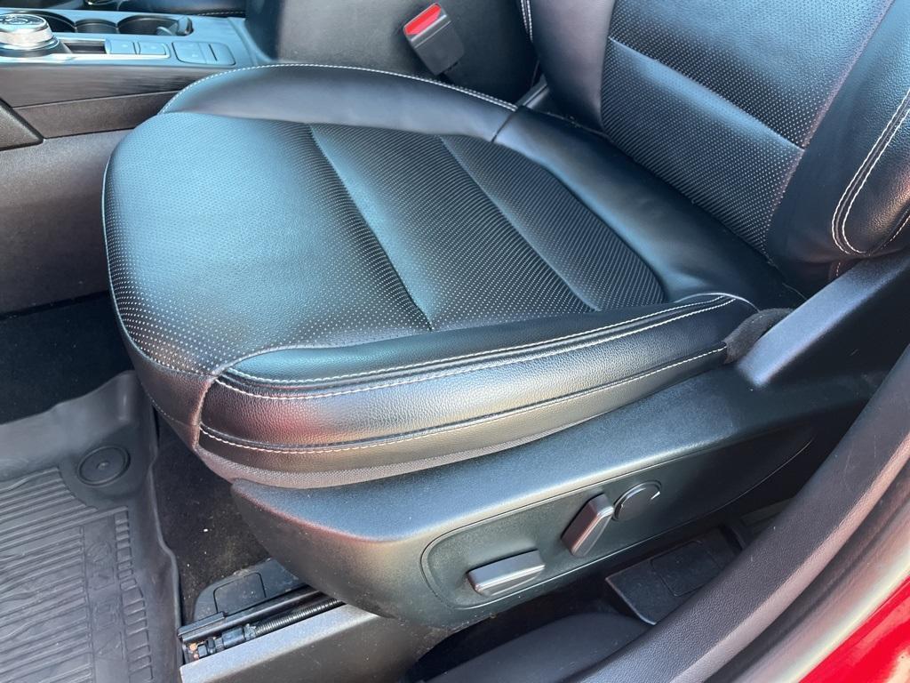 used 2022 Ford Escape car, priced at $23,996