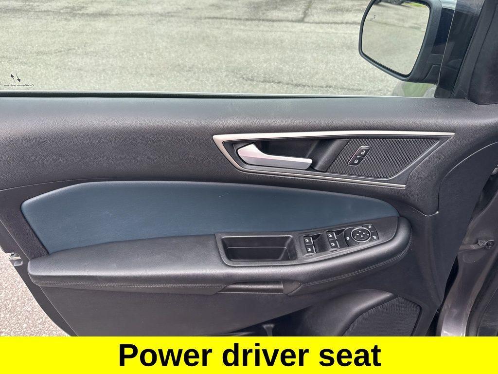used 2022 Ford Edge car, priced at $24,321