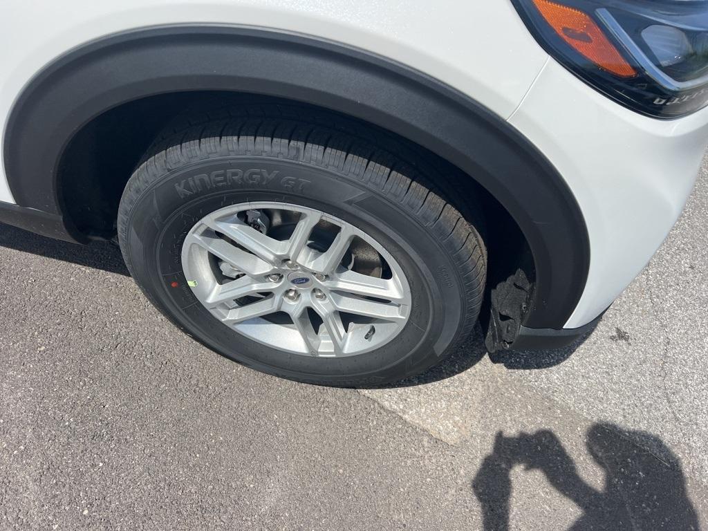 new 2025 Ford Explorer car, priced at $41,149