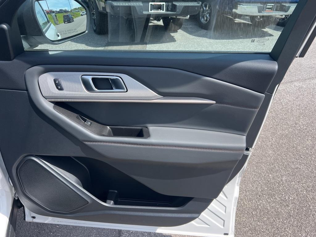 new 2025 Ford Explorer car, priced at $41,149