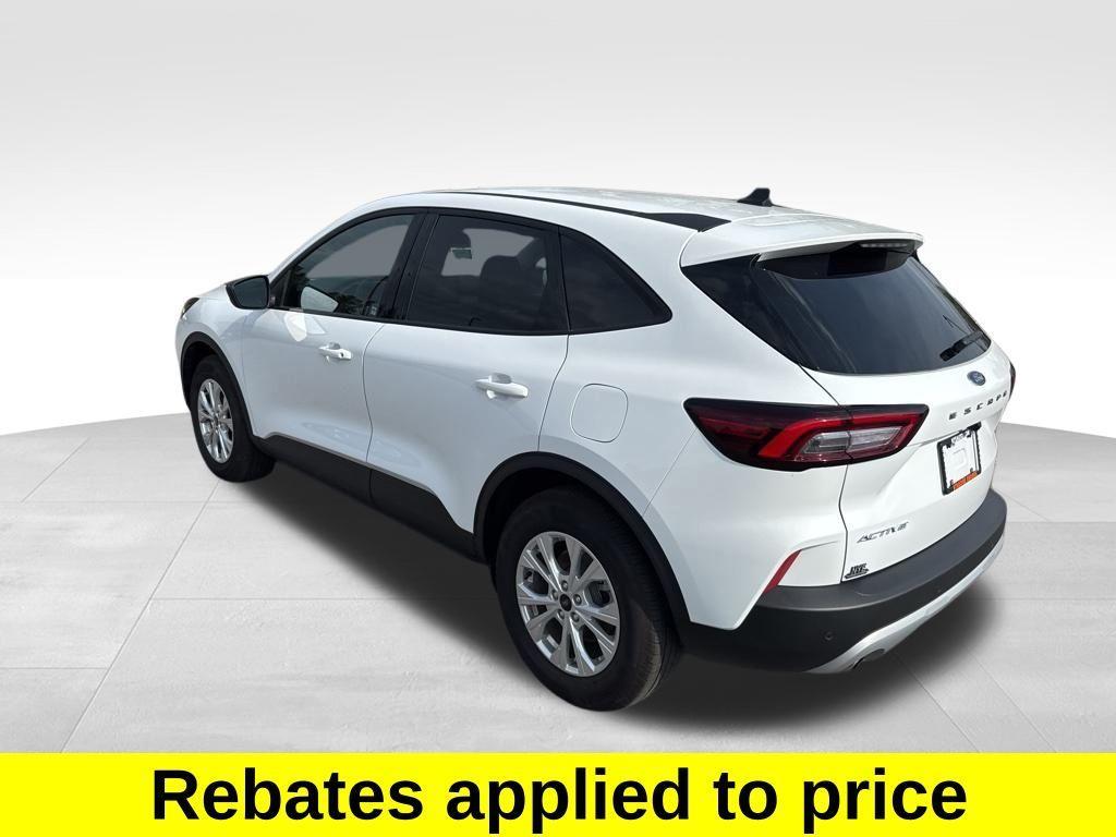 used 2025 Ford Escape car, priced at $29,487