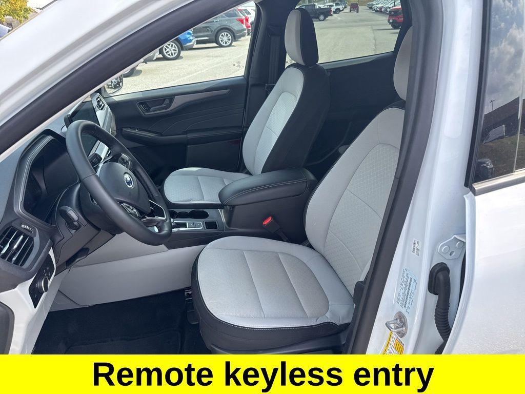 used 2025 Ford Escape car, priced at $29,487