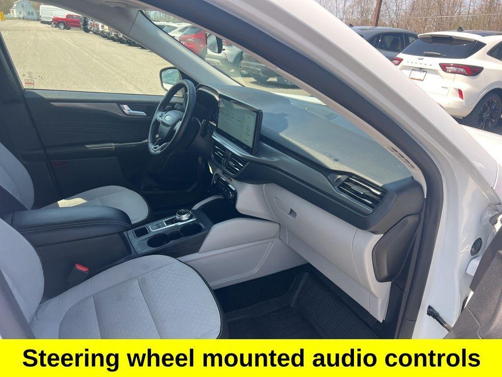 used 2025 Ford Escape car, priced at $28,998
