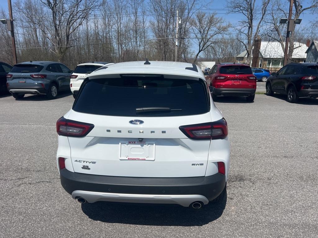 used 2025 Ford Escape car, priced at $29,999