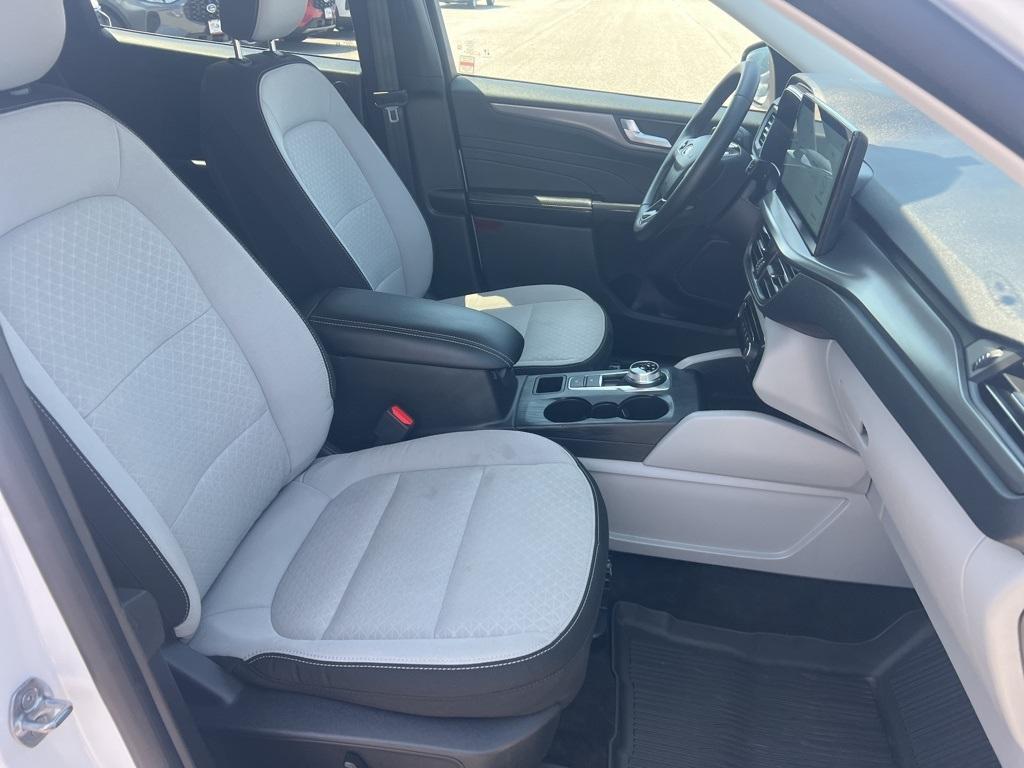used 2025 Ford Escape car, priced at $29,999