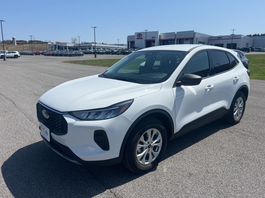 used 2025 Ford Escape car, priced at $29,999