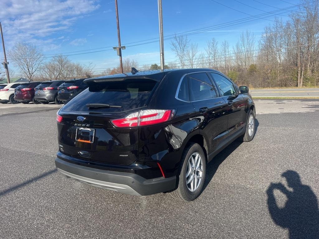 used 2024 Ford Edge car, priced at $40,148