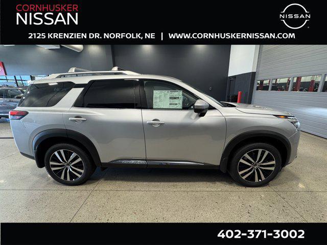 new 2025 Nissan Pathfinder car, priced at $51,796