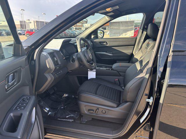 new 2025 Nissan Pathfinder car, priced at $46,620
