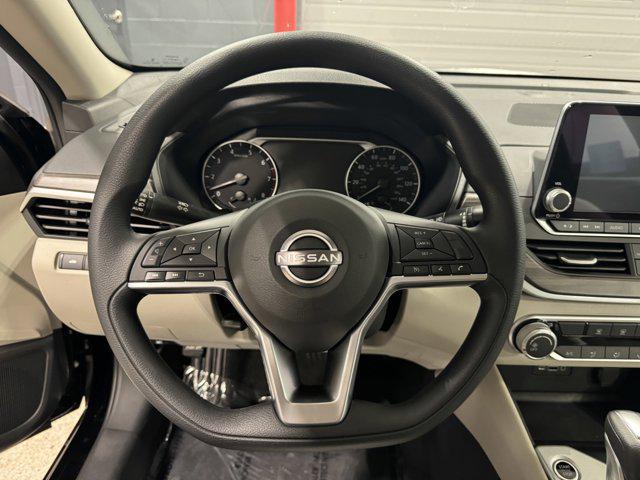 new 2025 Nissan Altima car, priced at $27,940