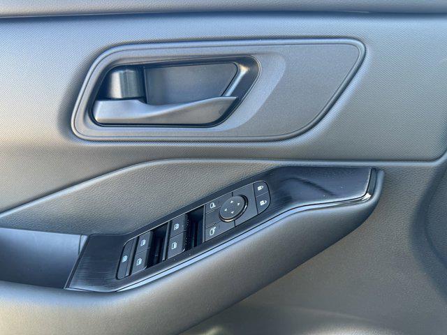 new 2025 Nissan Rogue car, priced at $32,095