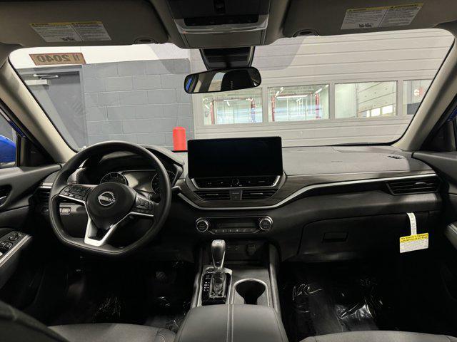 new 2025 Nissan Altima car, priced at $31,165