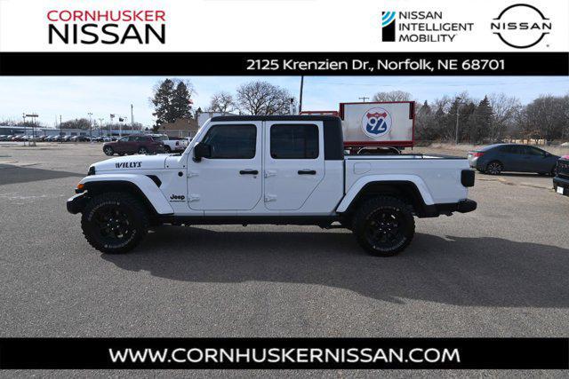 used 2021 Jeep Gladiator car, priced at $34,990