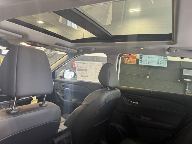 new 2025 Nissan Rogue car, priced at $35,956