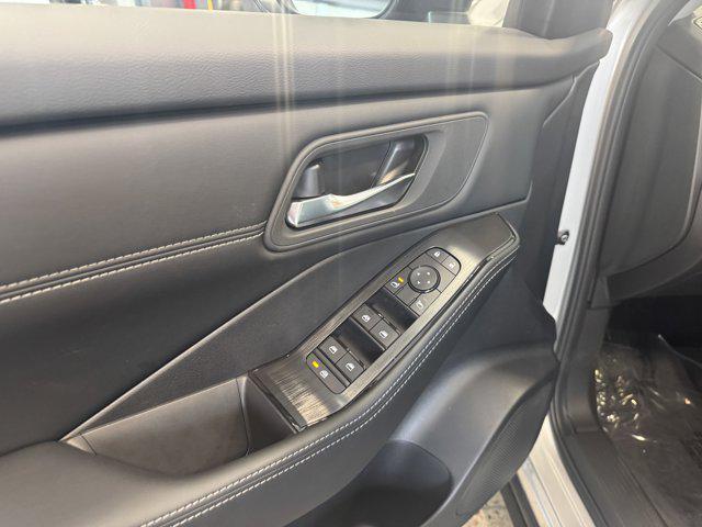 new 2025 Nissan Rogue car, priced at $35,956