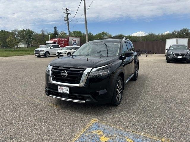 new 2024 Nissan Pathfinder car, priced at $52,344