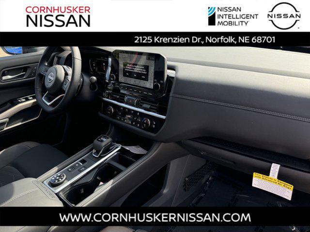 new 2024 Nissan Pathfinder car, priced at $51,388