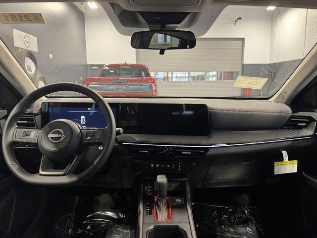 new 2025 Nissan Kicks car, priced at $30,287