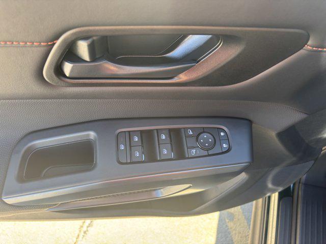 new 2025 Nissan Pathfinder car, priced at $46,620